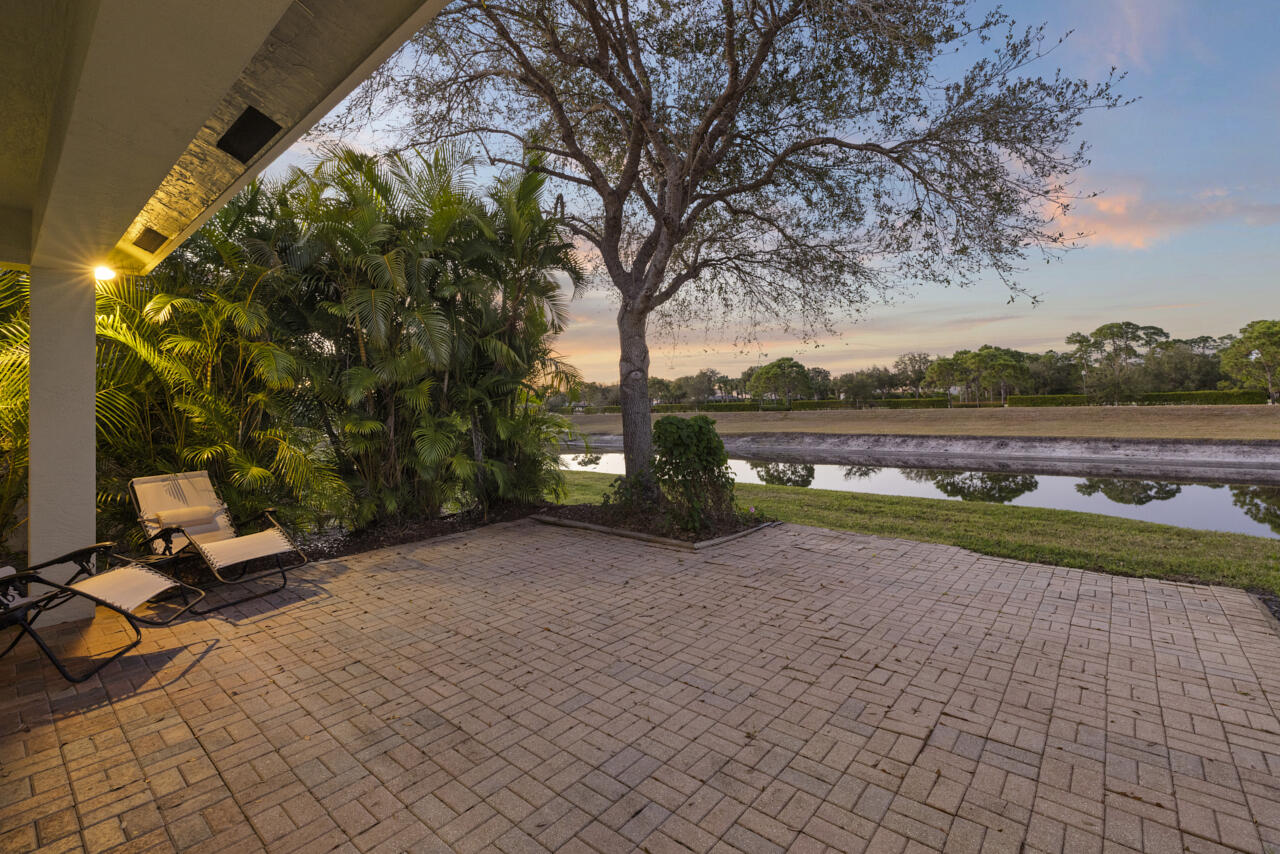 MARTINS CROSSING - Residential