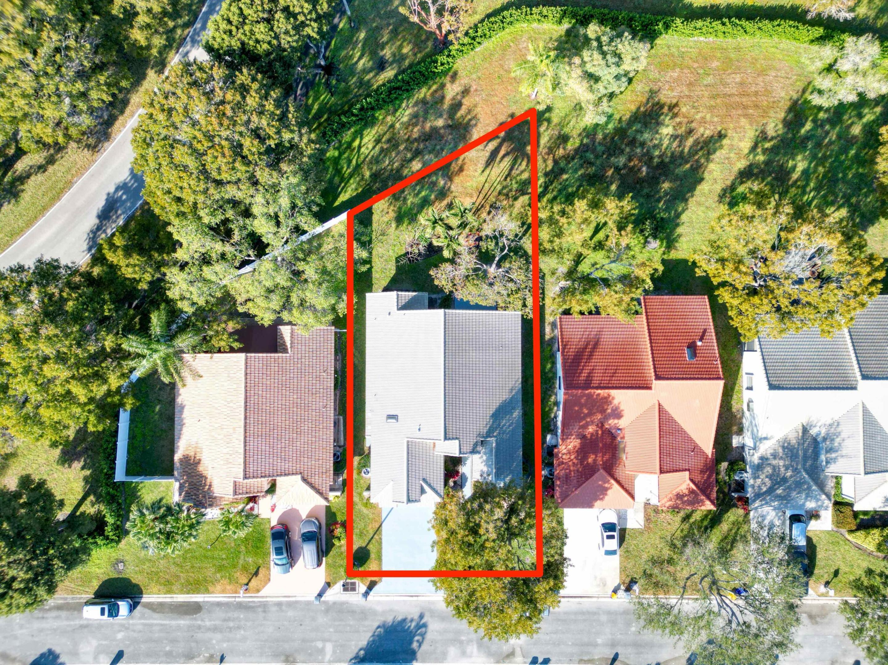 8901 BOATSWAIN Drive