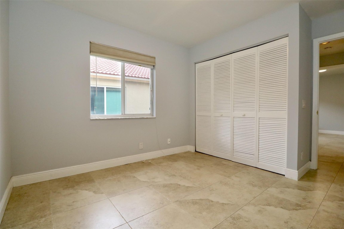 SECTORS 3 & 4 BOUNDARY PL - Residential Lease