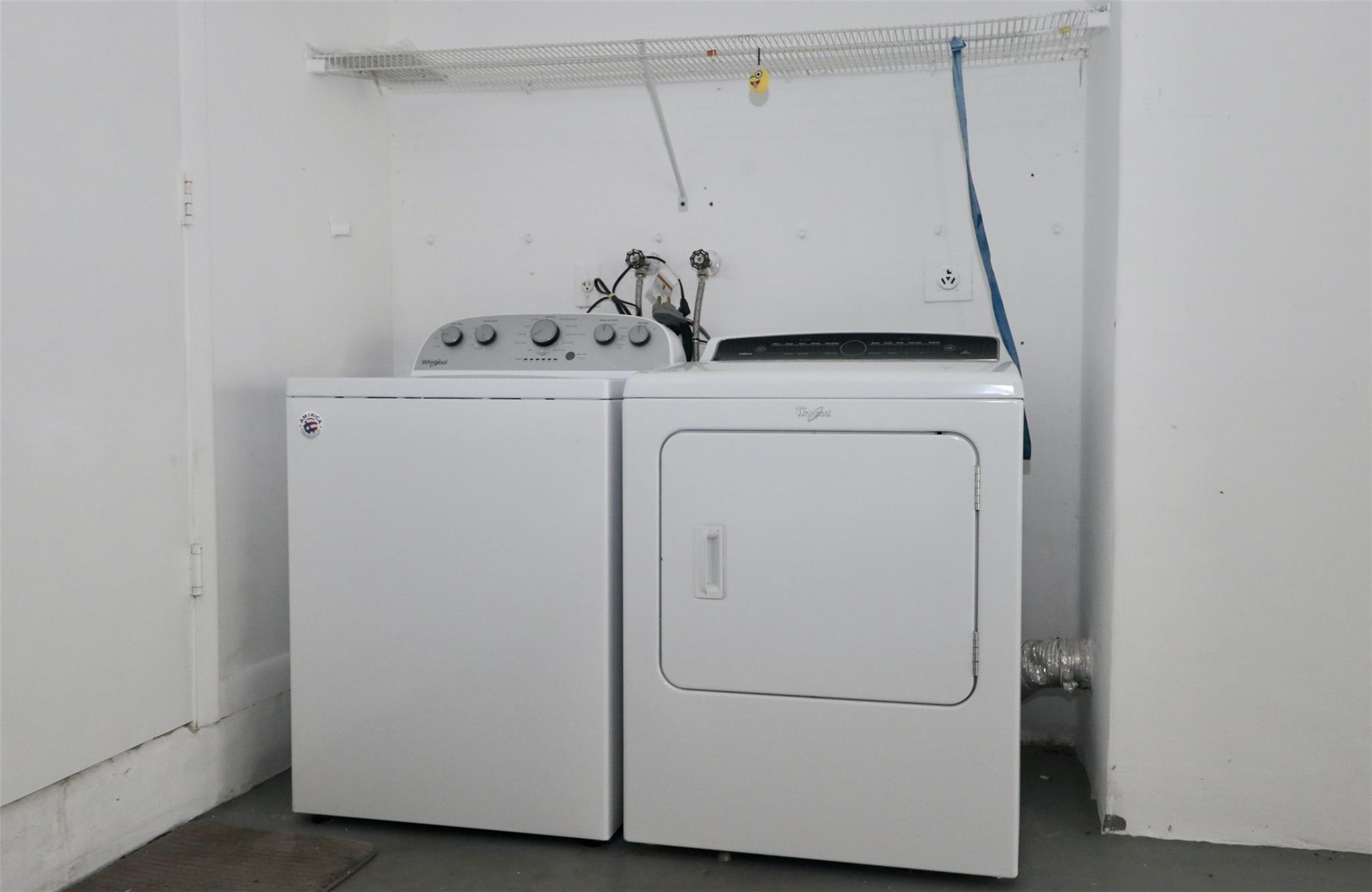 SECTORS 3 & 4 BOUNDARY PL - Residential Lease