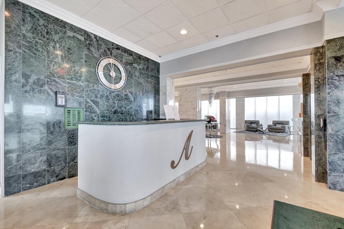 AQUARIUS CONDO - Residential