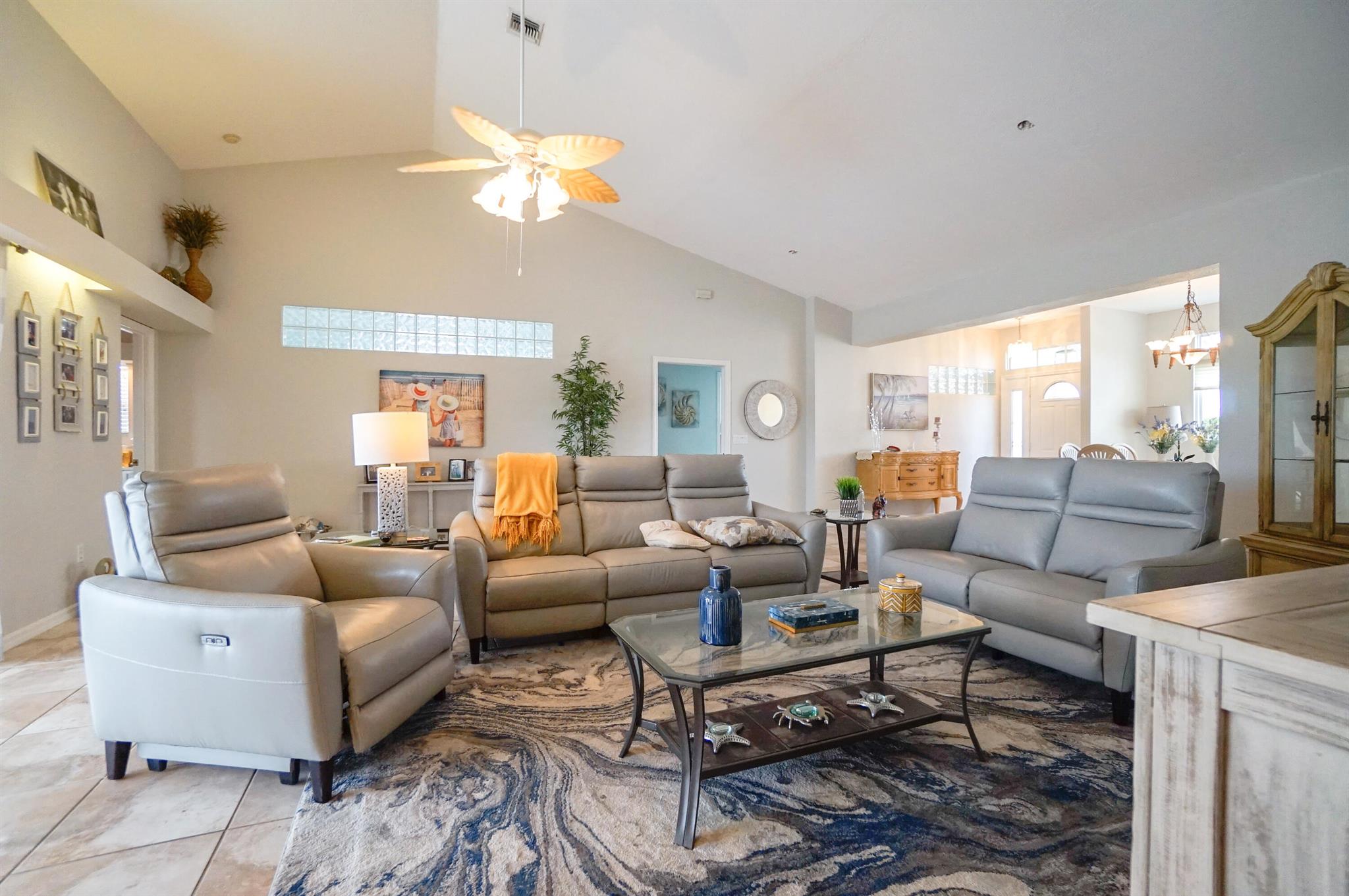 6769 Greenview Lane