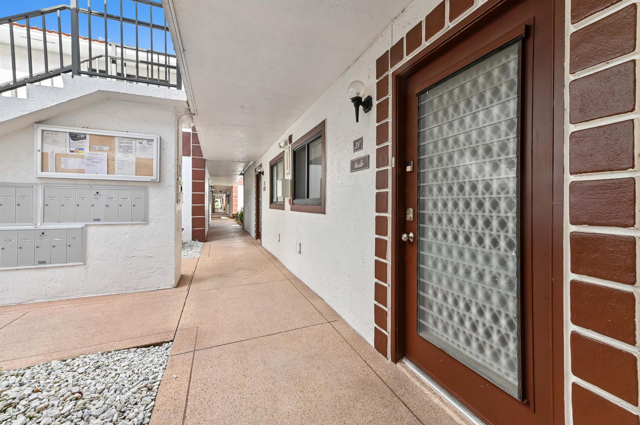 15451 Pembridge Drive 207