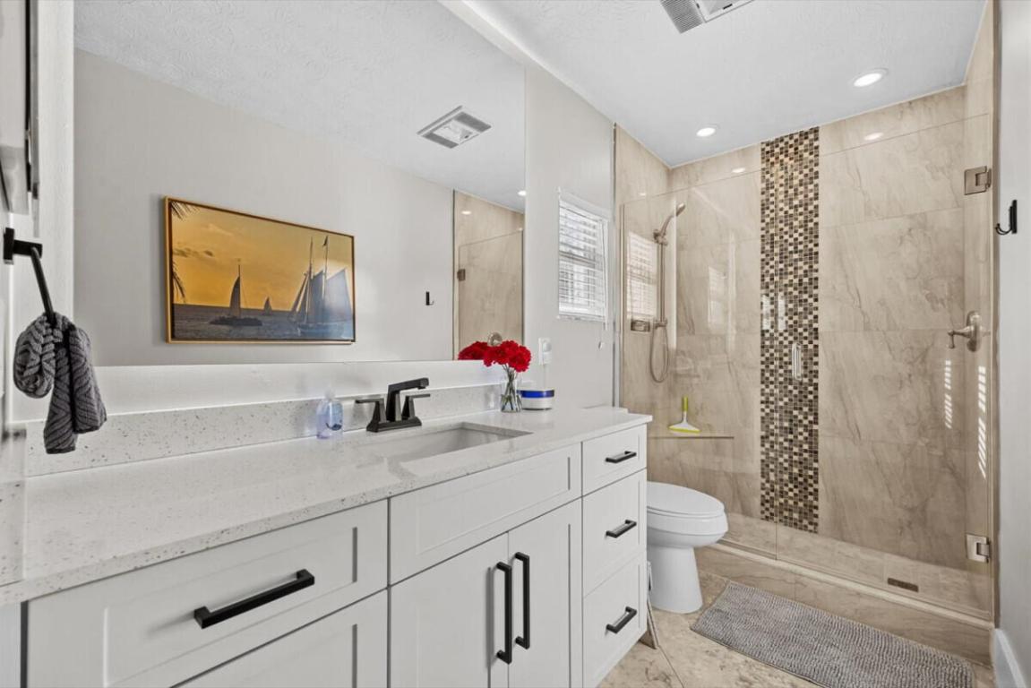 NETTLES ISLAND - Residential