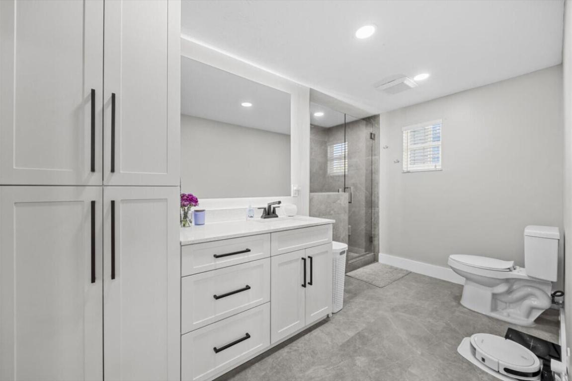 NETTLES ISLAND - Residential