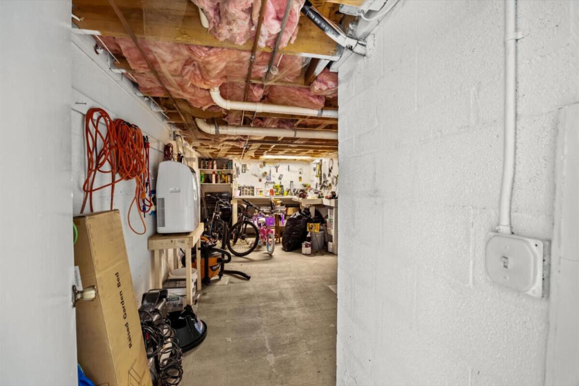 NETTLES ISLAND - Residential