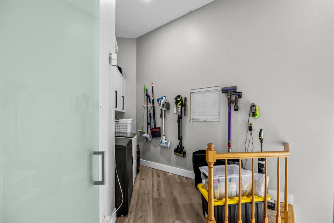 NETTLES ISLAND - Residential