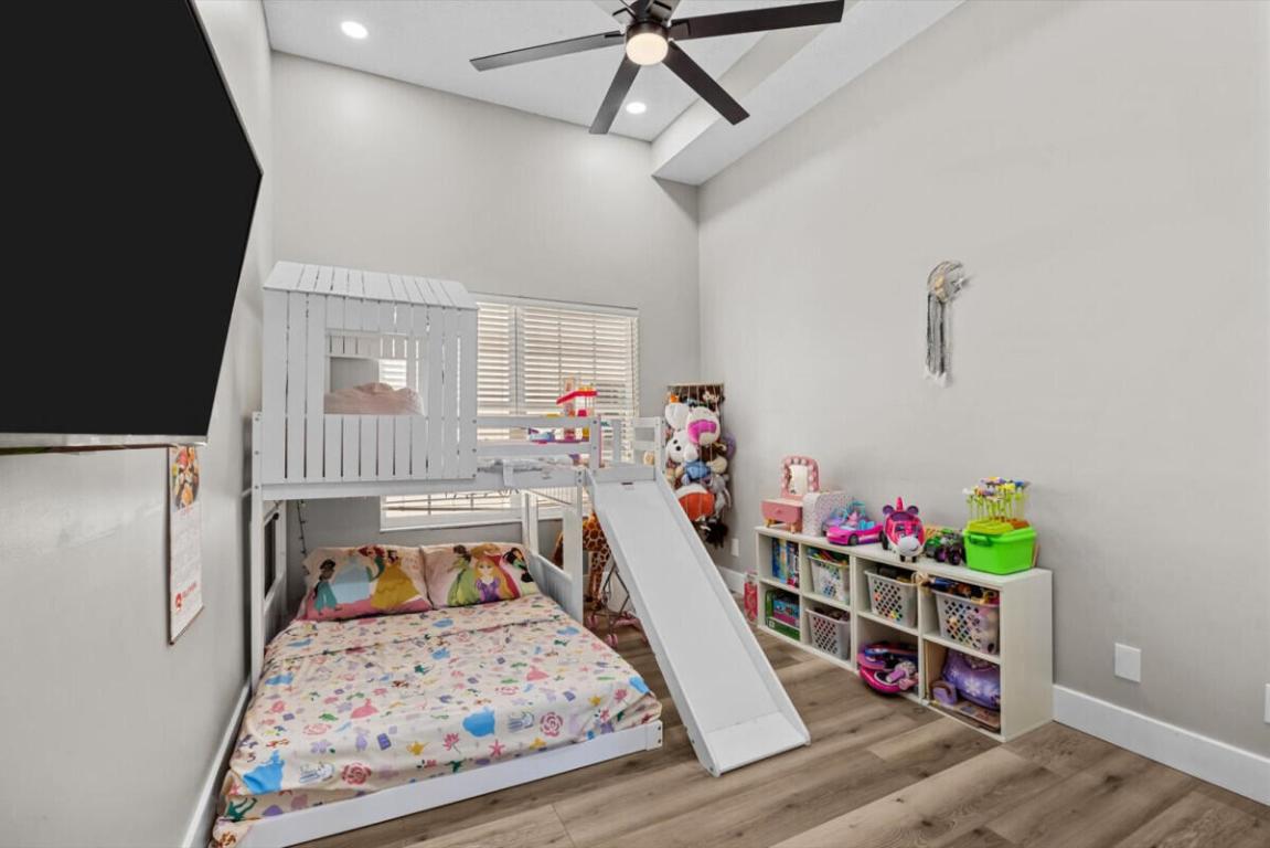 NETTLES ISLAND - Residential