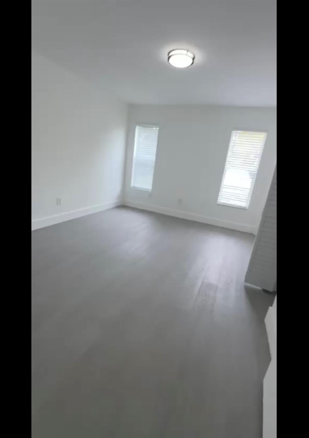 Brookfield Square Condo - Residential Lease