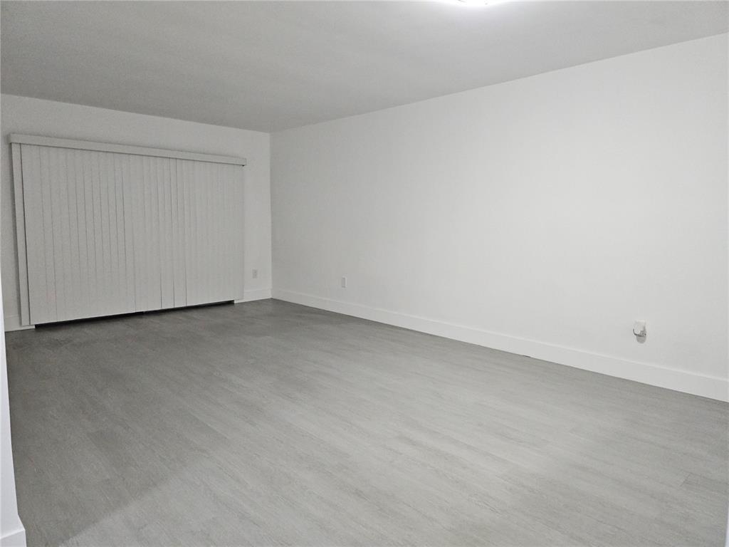 Brookfield Square Condo - Residential Lease