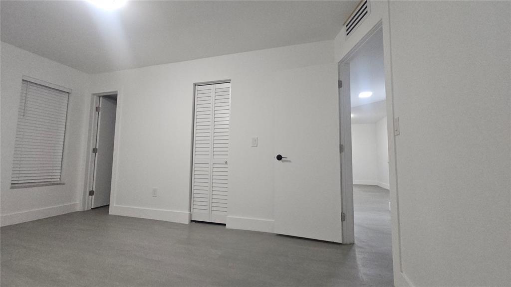 Brookfield Square Condo - Residential Lease