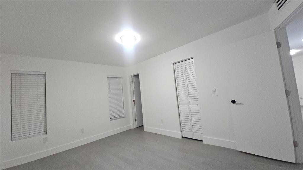 Brookfield Square Condo - Residential Lease