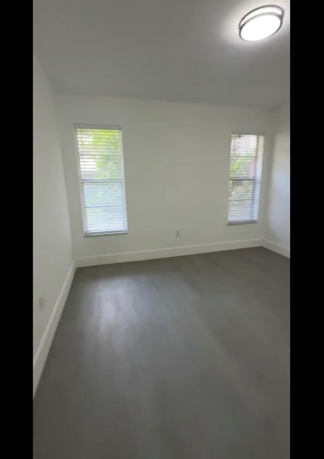 Brookfield Square Condo - Residential Lease