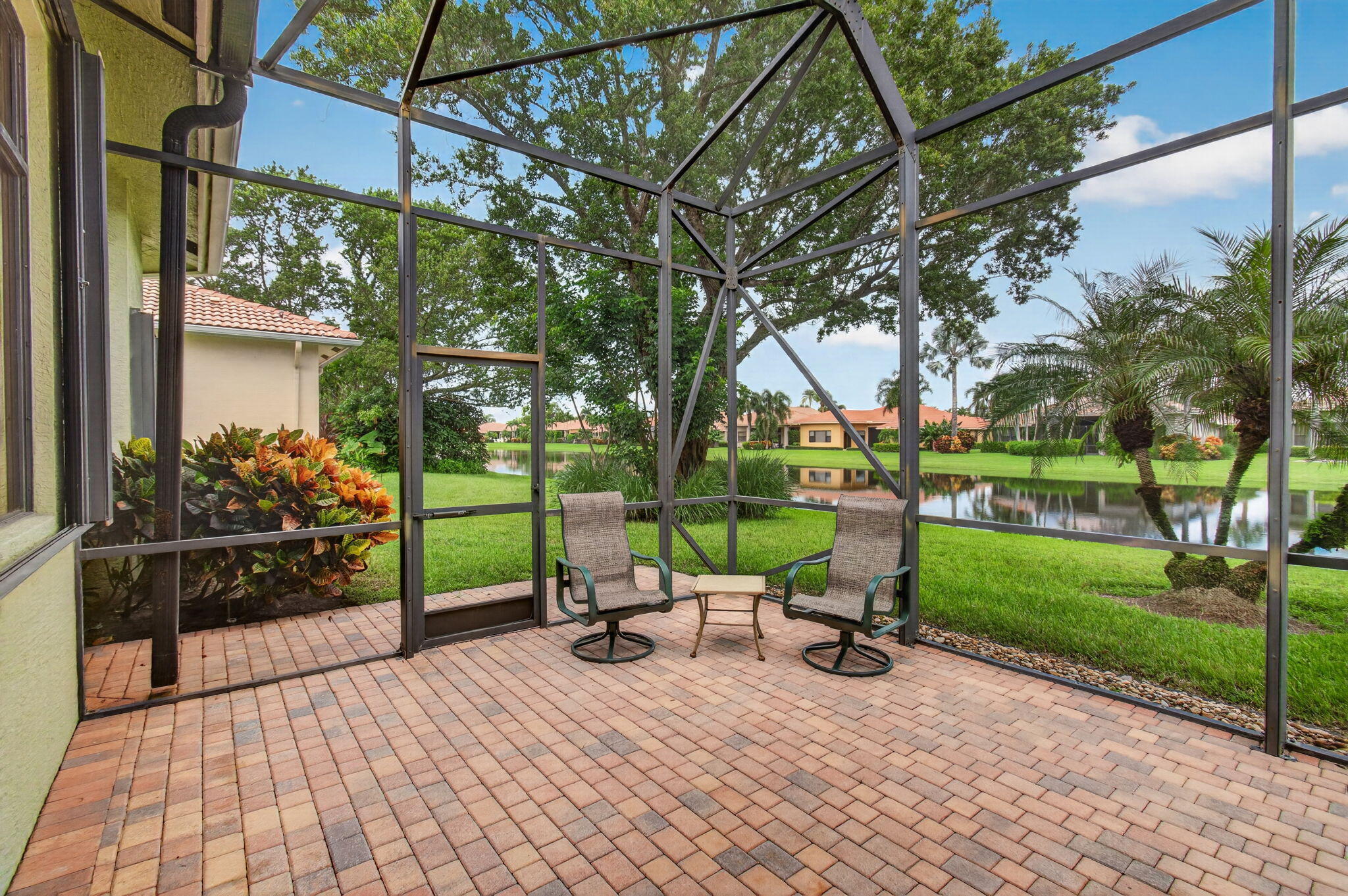 6872 ANTINORI Lane