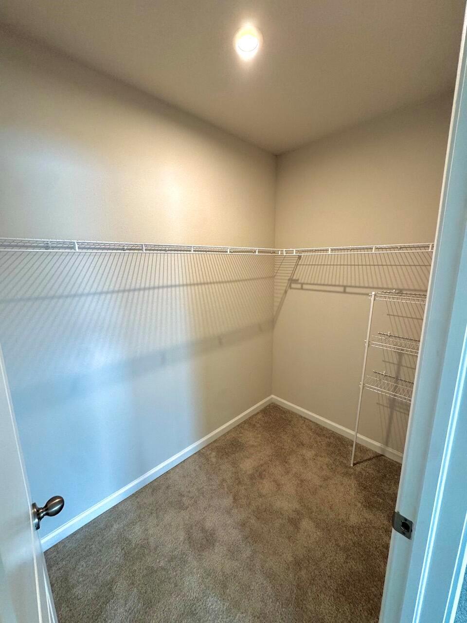 AVALON CROSSING
PHASE II - Residential Lease