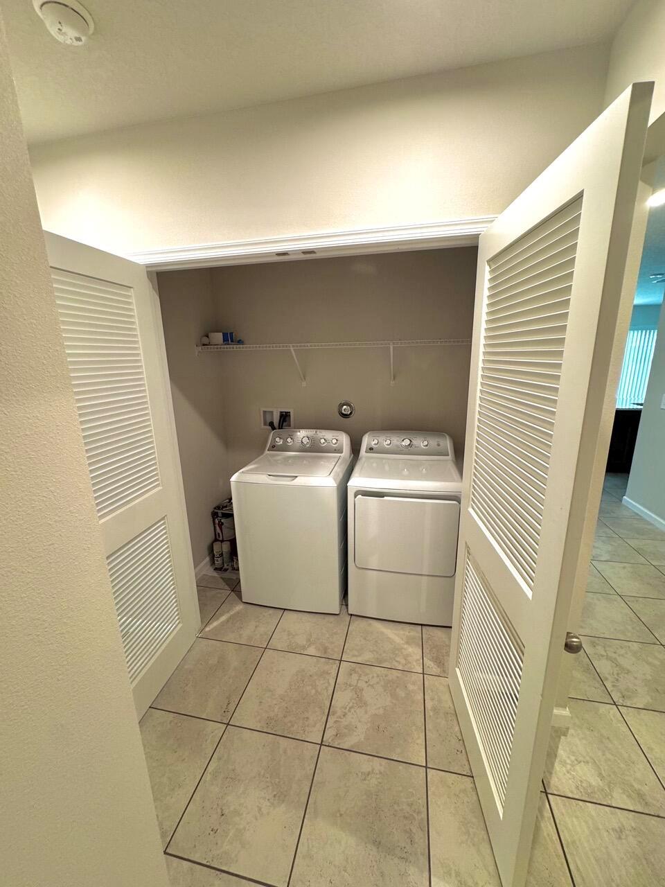 AVALON CROSSING
PHASE II - Residential Lease