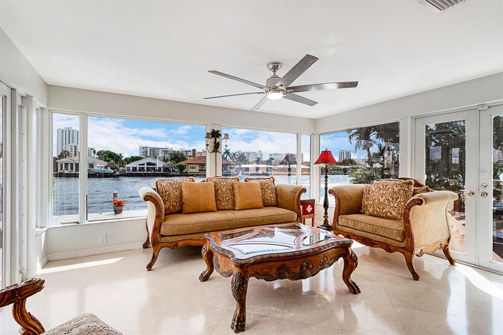 Photo of 2722 SE 9th Street, Pompano Beach, FL 33062 (MLS # R10665599)