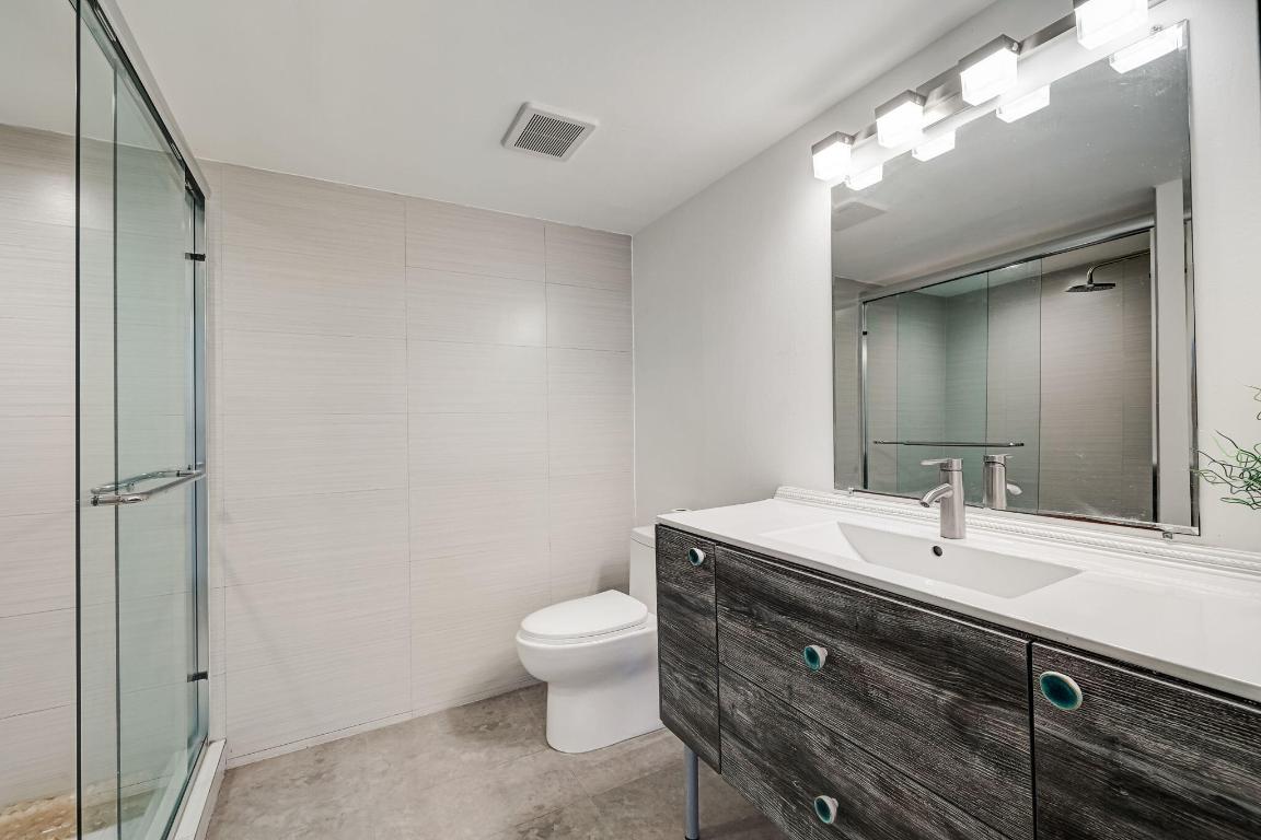 TOWERS OF OCEANVIEW EAST - Residential Lease