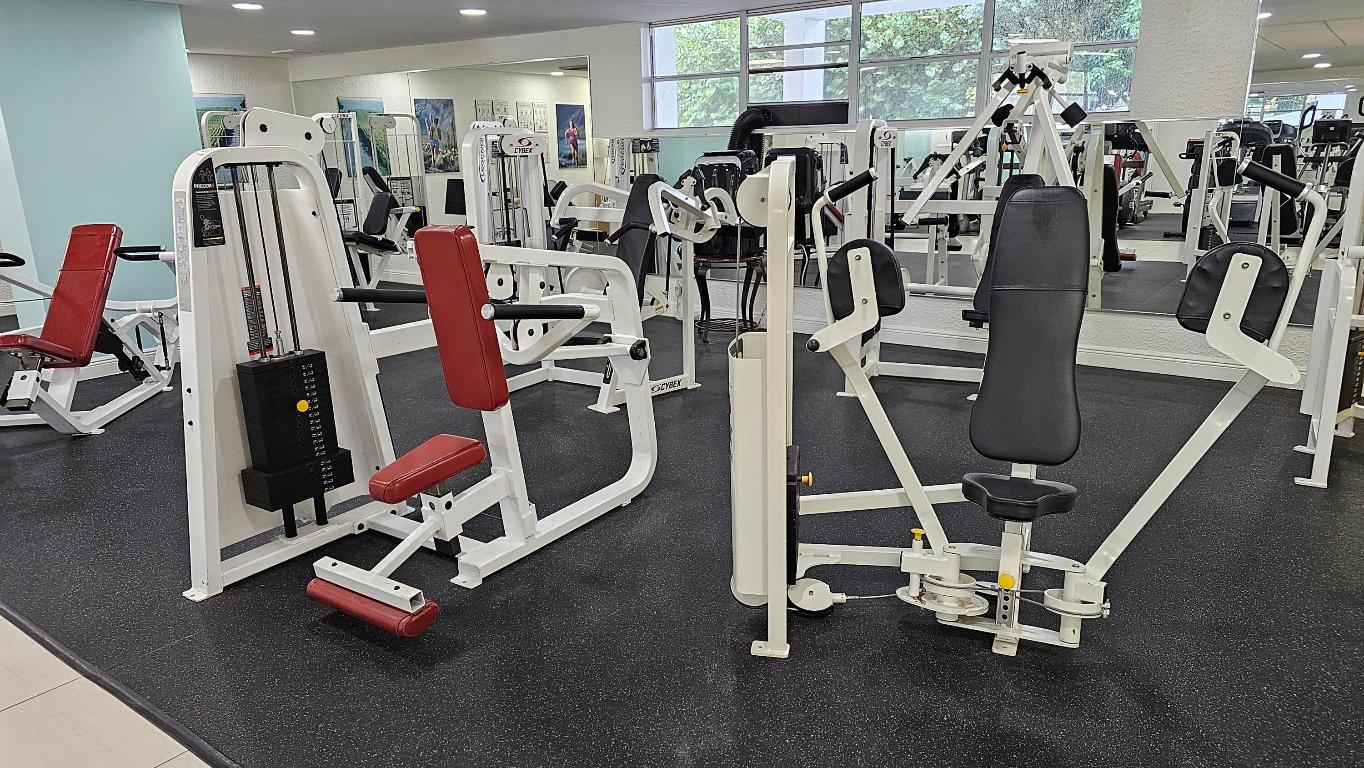 TOWERS OF OCEANVIEW EAST - Residential Lease