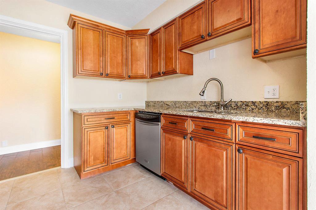 HOMEWOOD - Residential