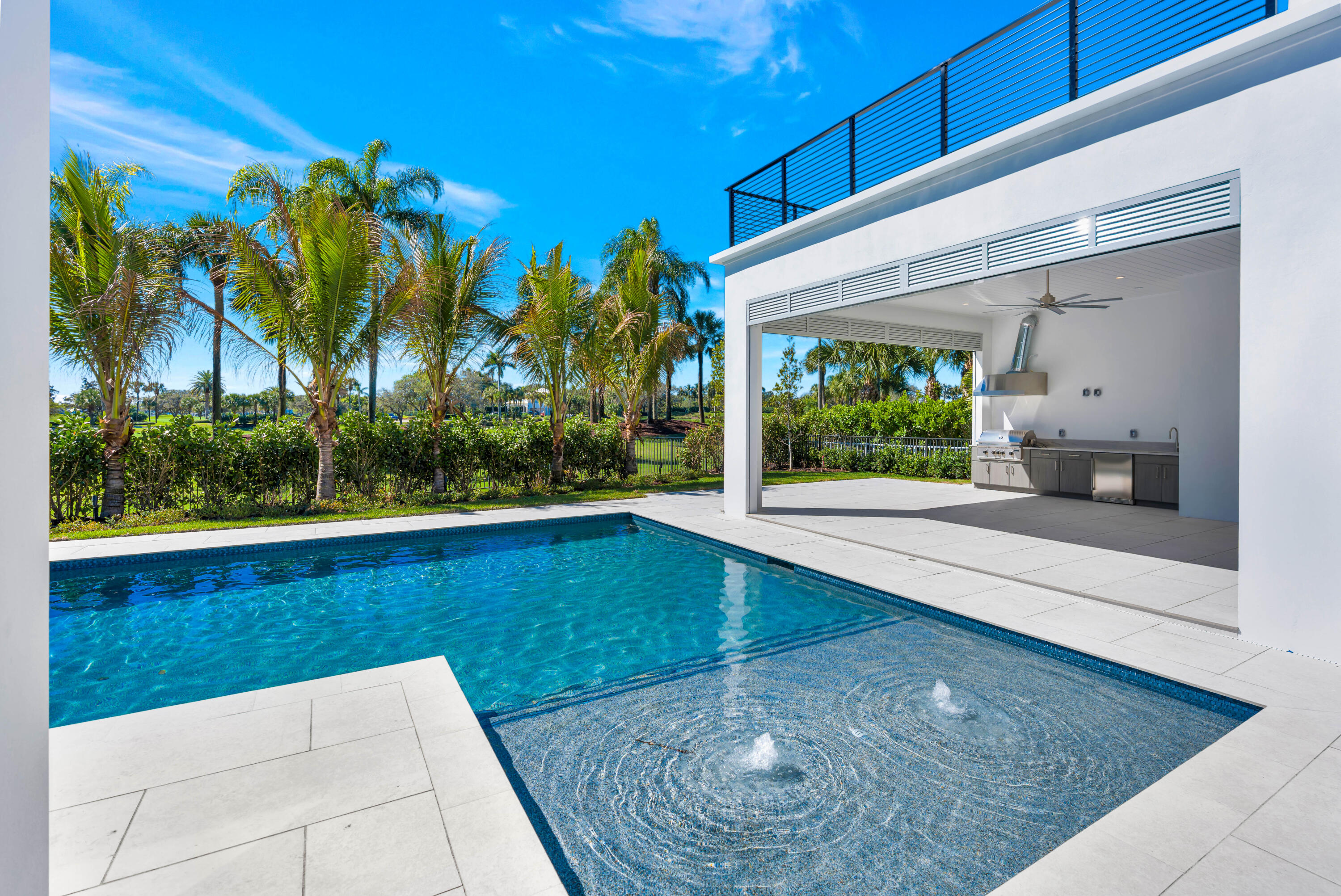 ADMIRALS COVE - Residential