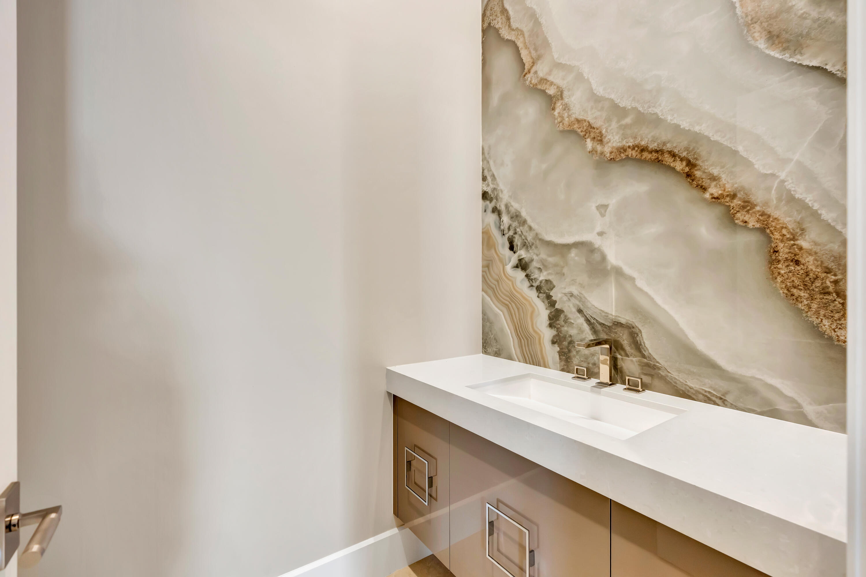 ADMIRALS COVE - Residential