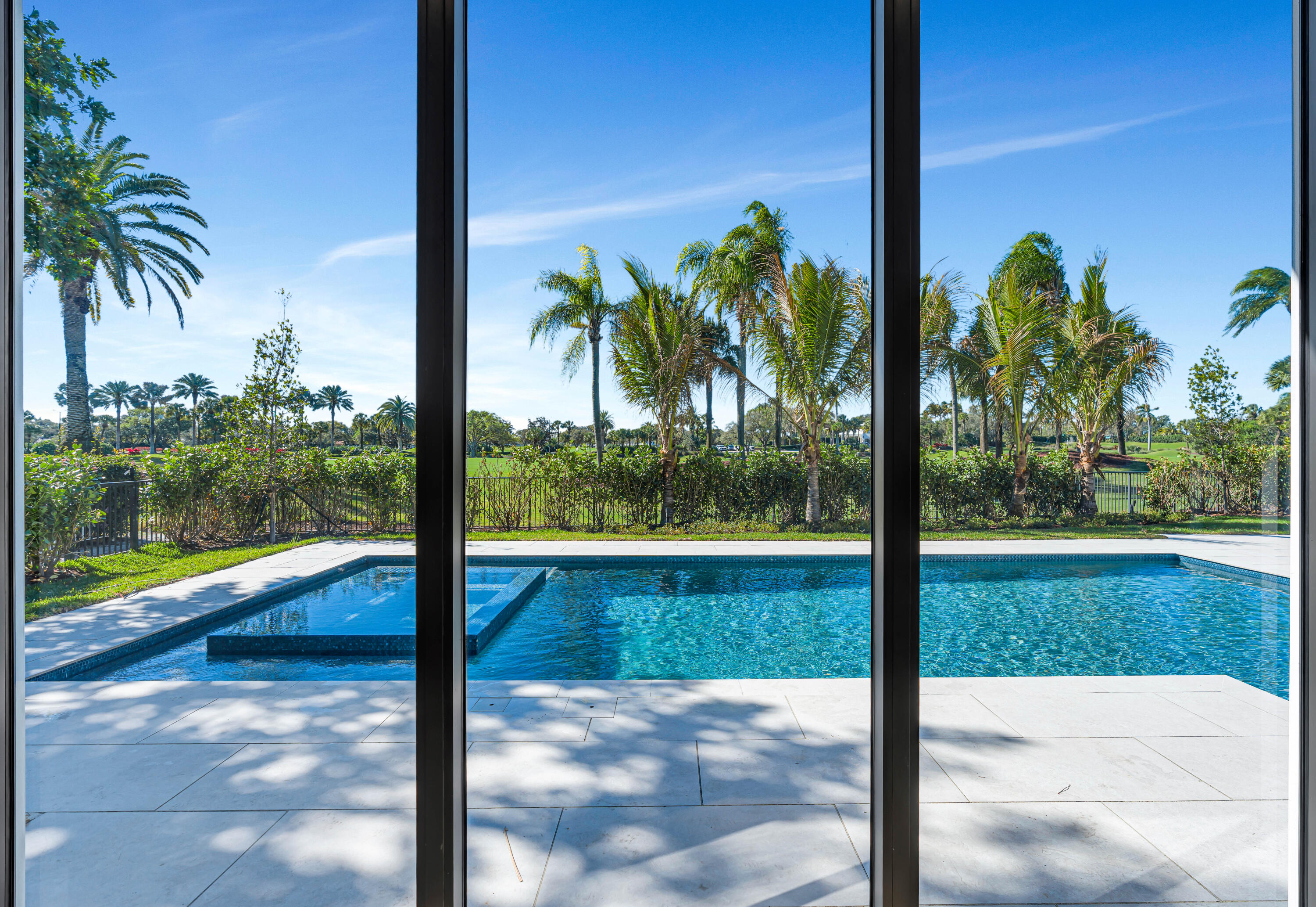 ADMIRALS COVE - Residential