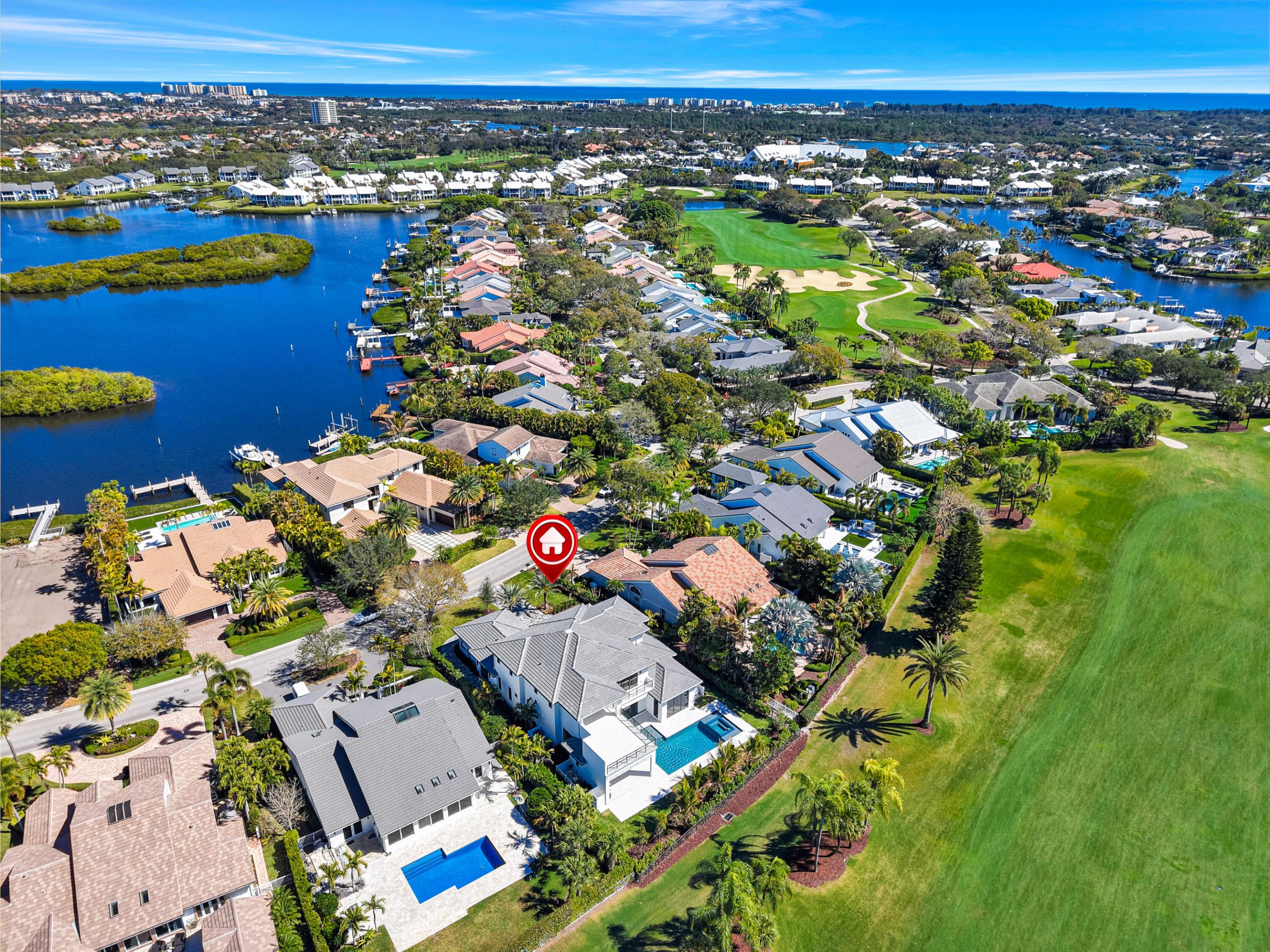 ADMIRALS COVE - Residential