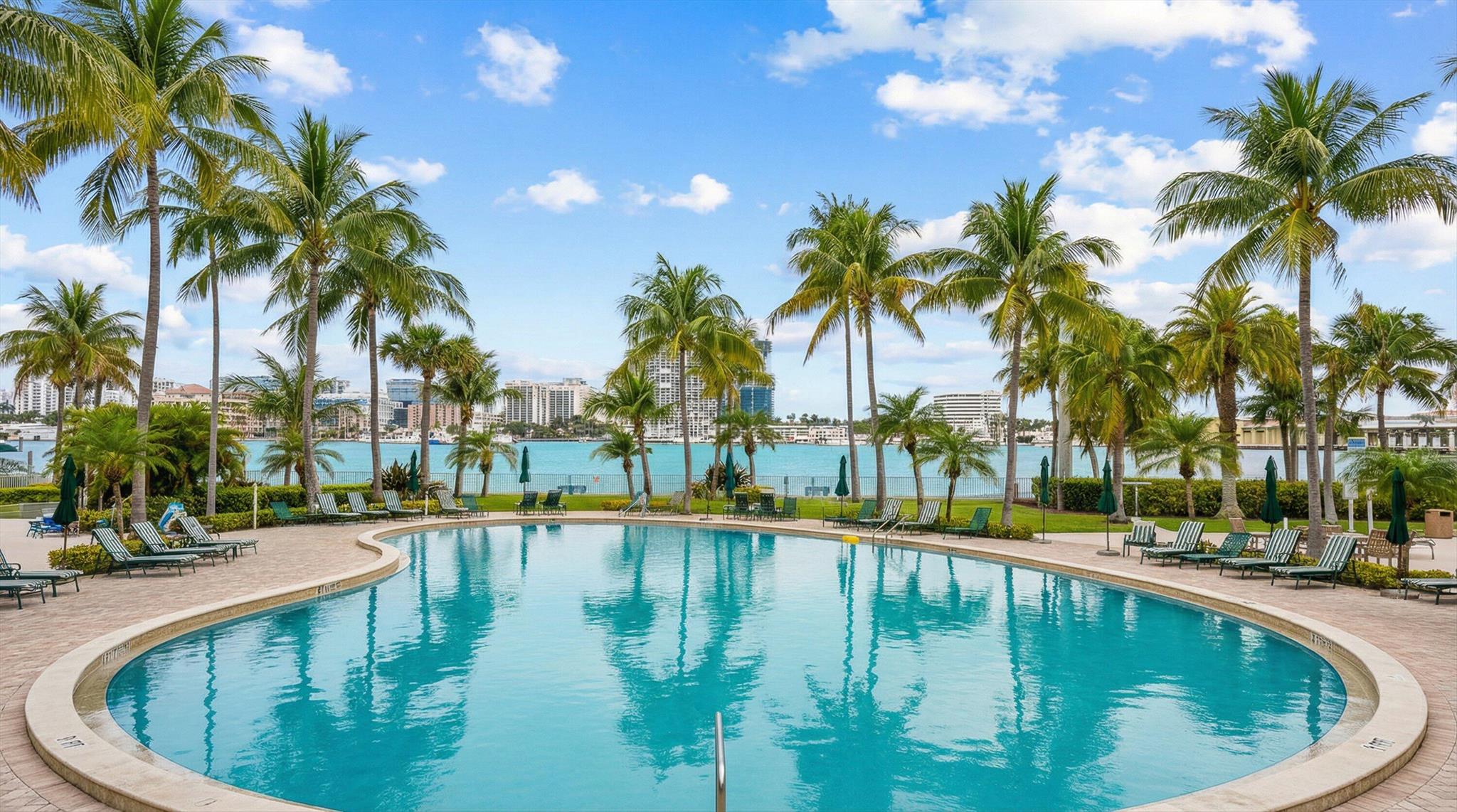 PALM BEACH TOWERS COND - Residential