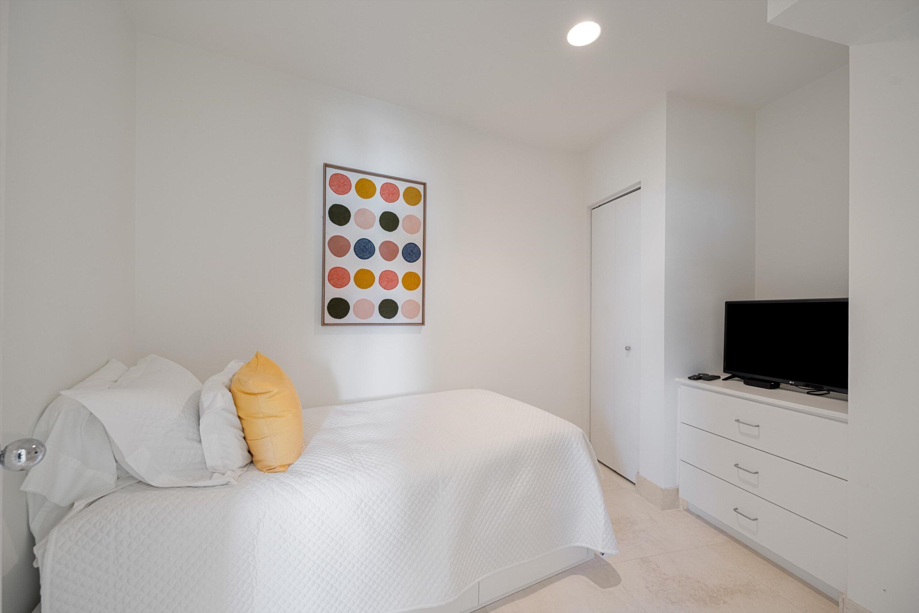 PALM BEACH TOWERS COND - Residential