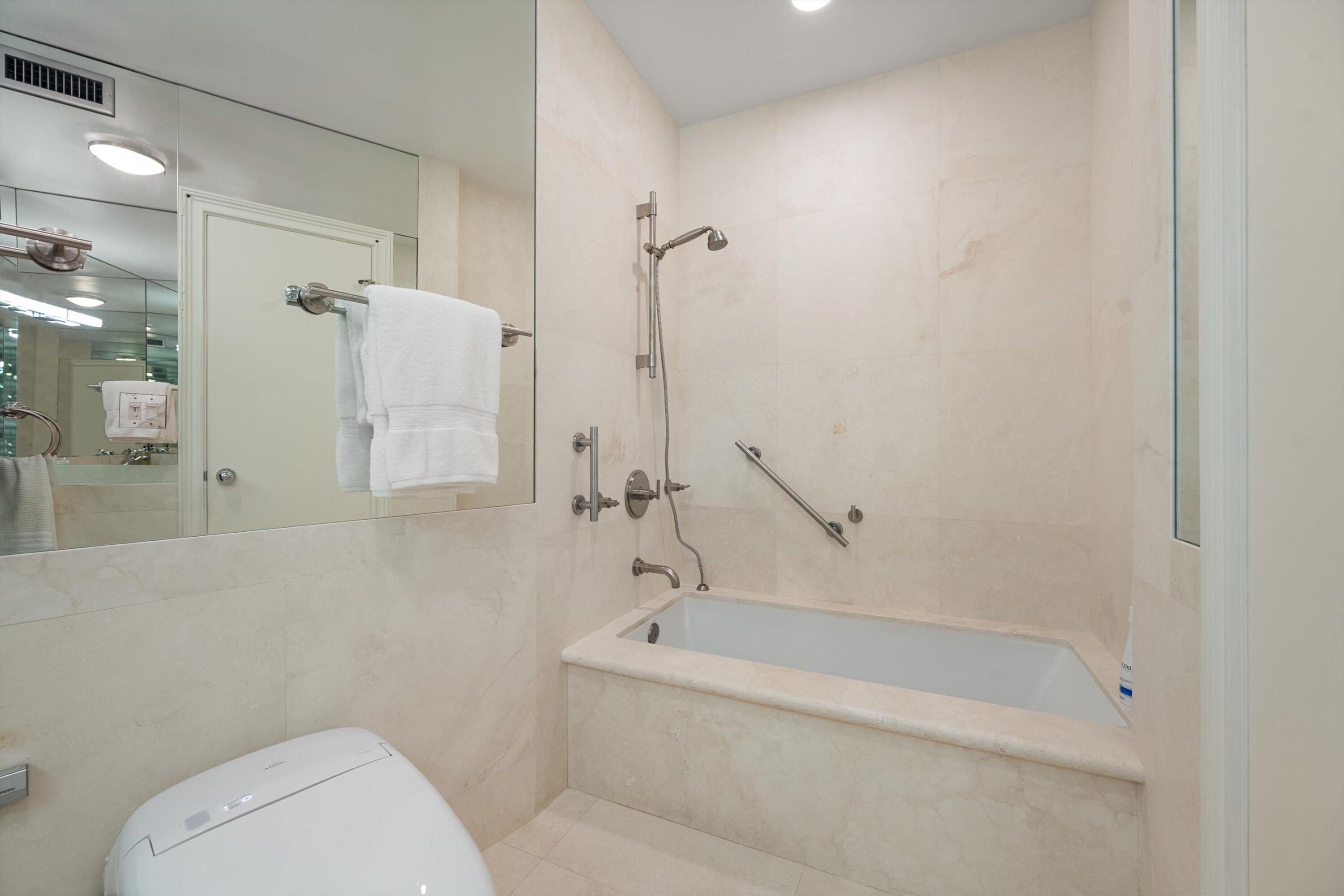 PALM BEACH TOWERS COND - Residential