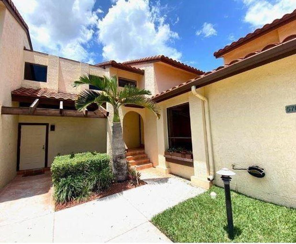 Photo of 5705 Fox Hollow Drive #B, Boca Raton, FL 33486 (MLS # F10476927)