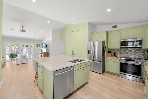 13961 Oaklawn Pl Davie FL 33325