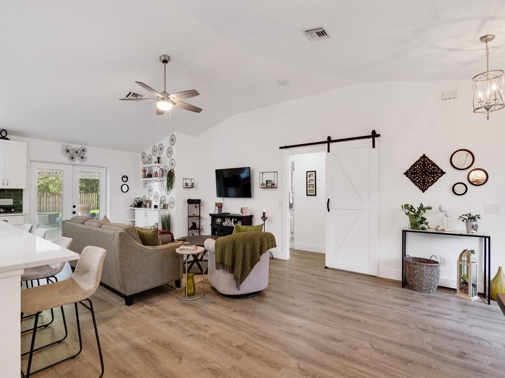 Photo of 1365 21st Pl SW, Vero Beach, FL 32962 (MLS # F10526418)