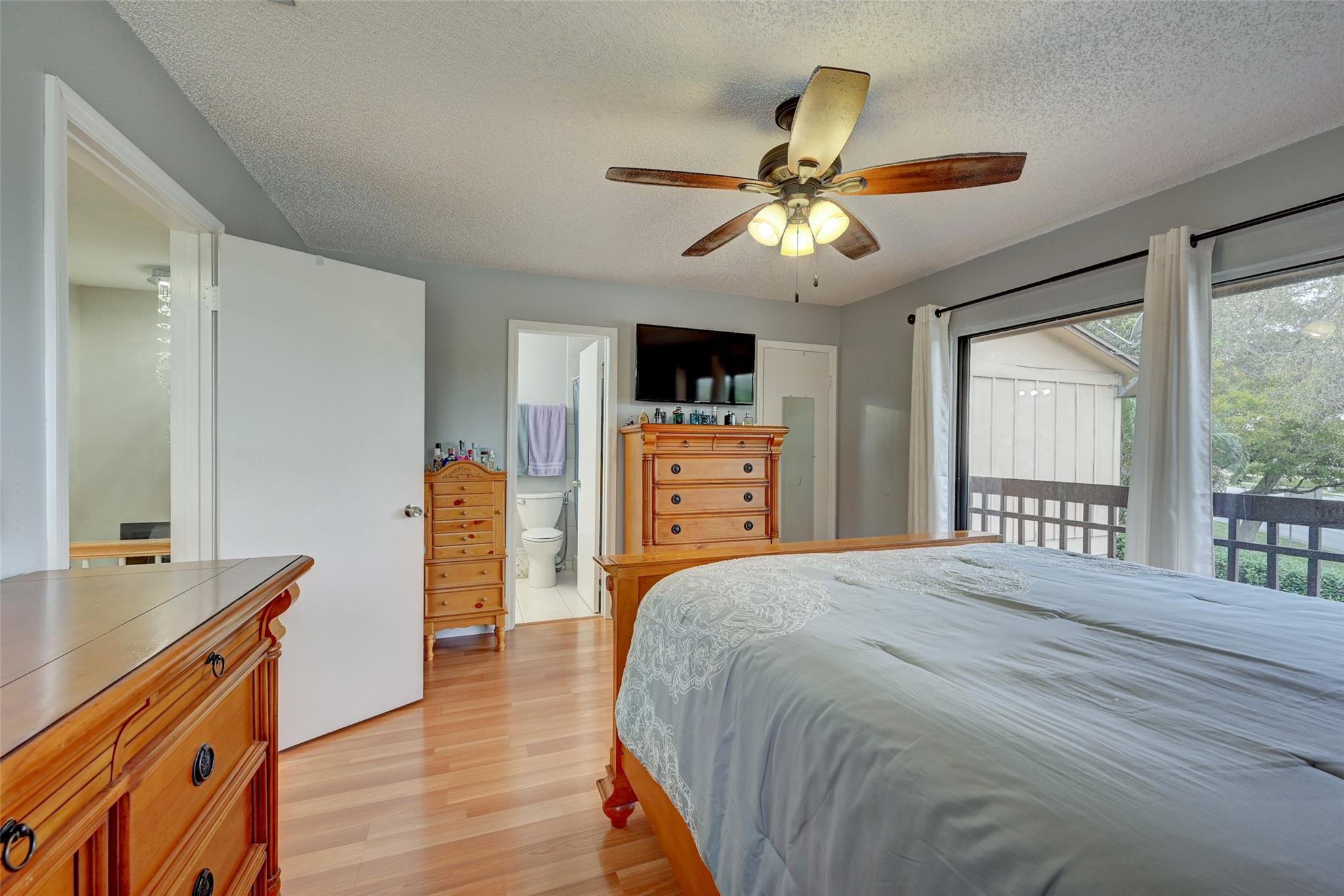 Parkwood Condominium - Residential
