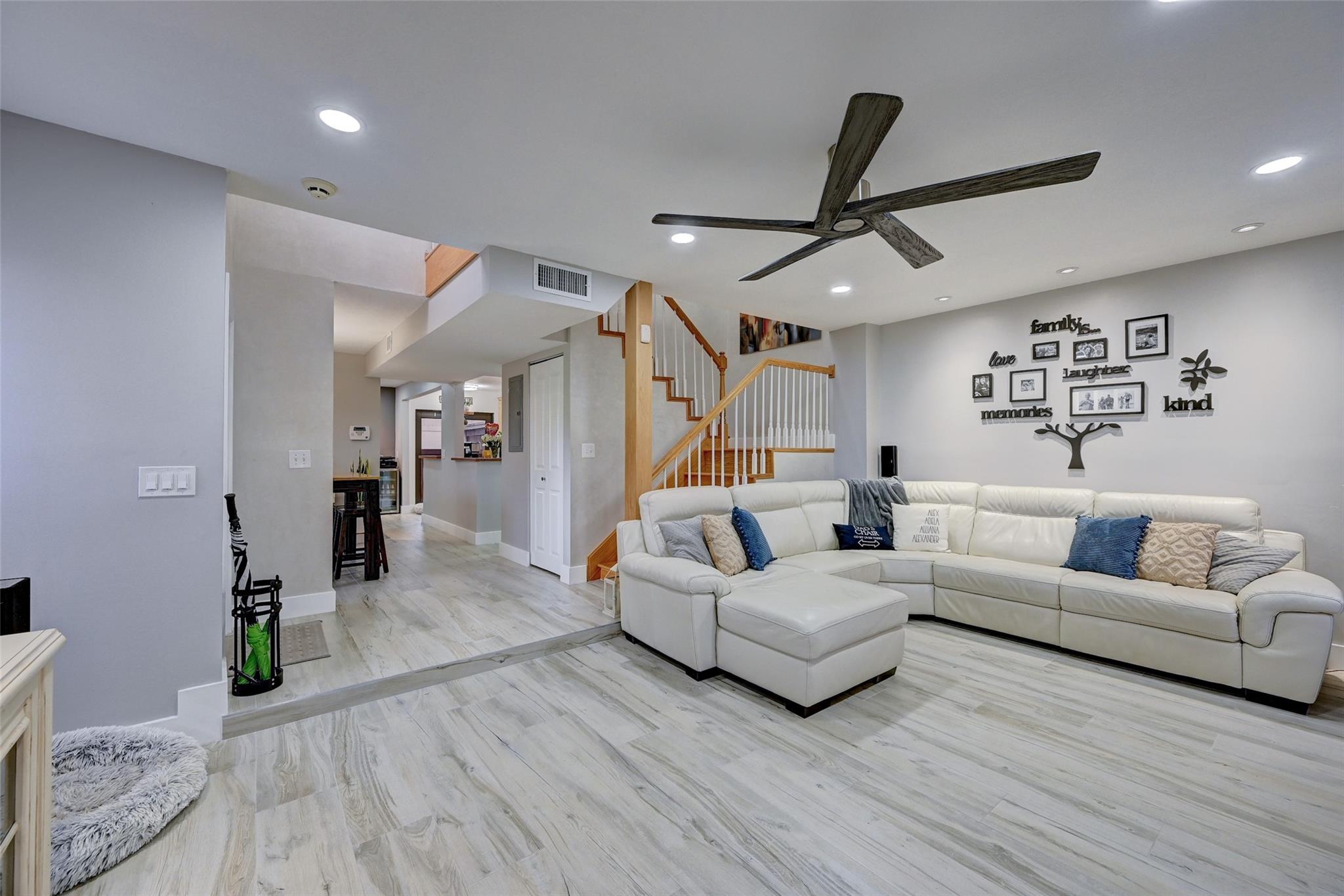 Parkwood Condominium - Residential