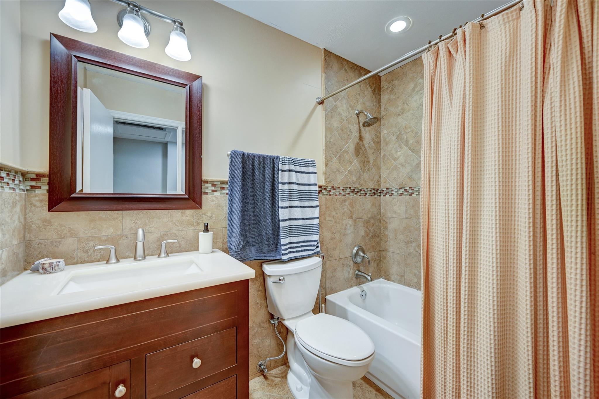 Parkwood Condominium - Residential