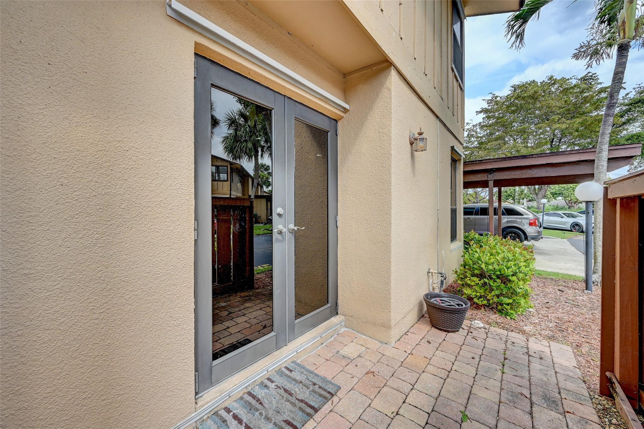 Parkwood Condominium - Residential