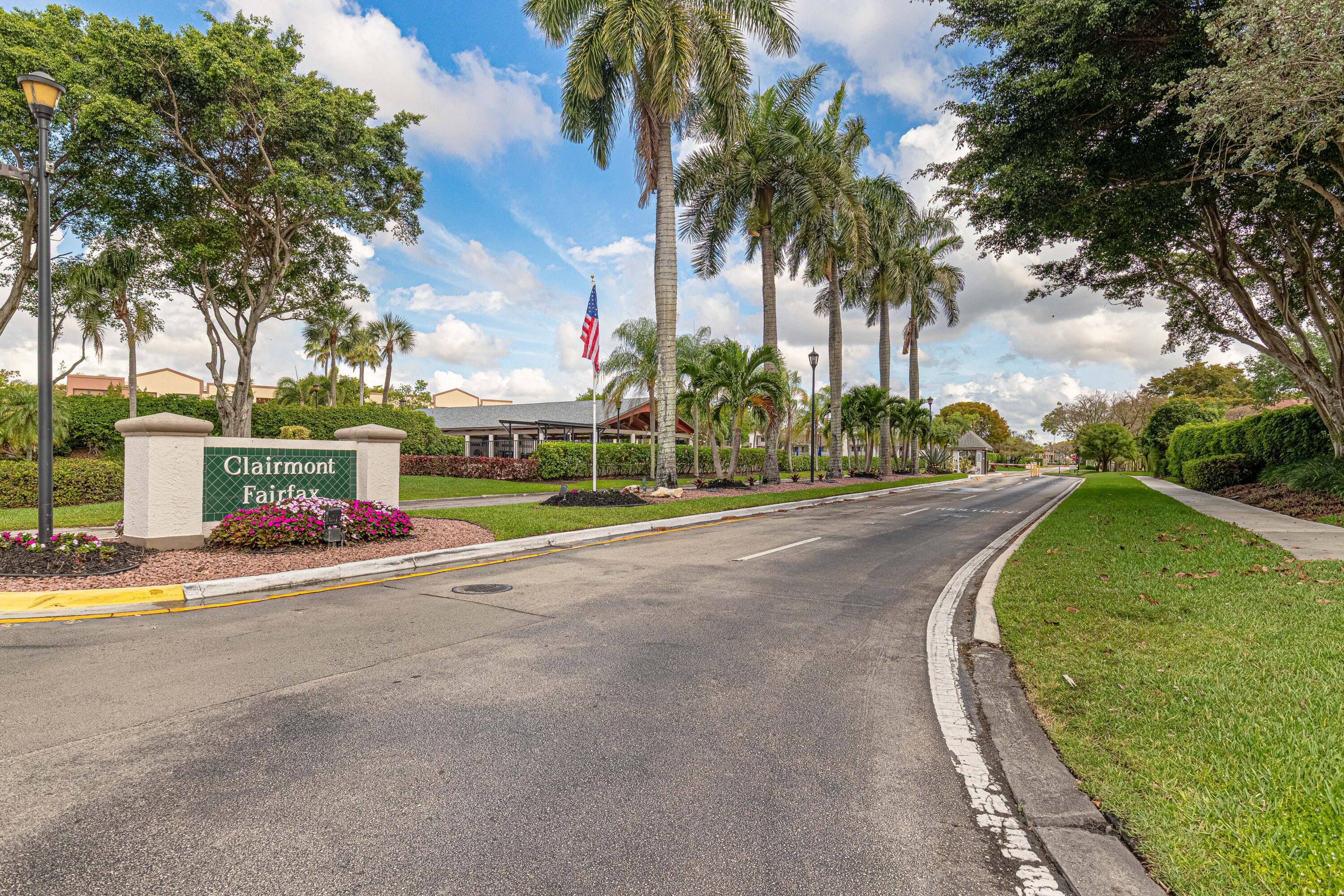 CLAIRMONT CONDOMINIUM @ KINGS POINT IN TAMARAC - Residential