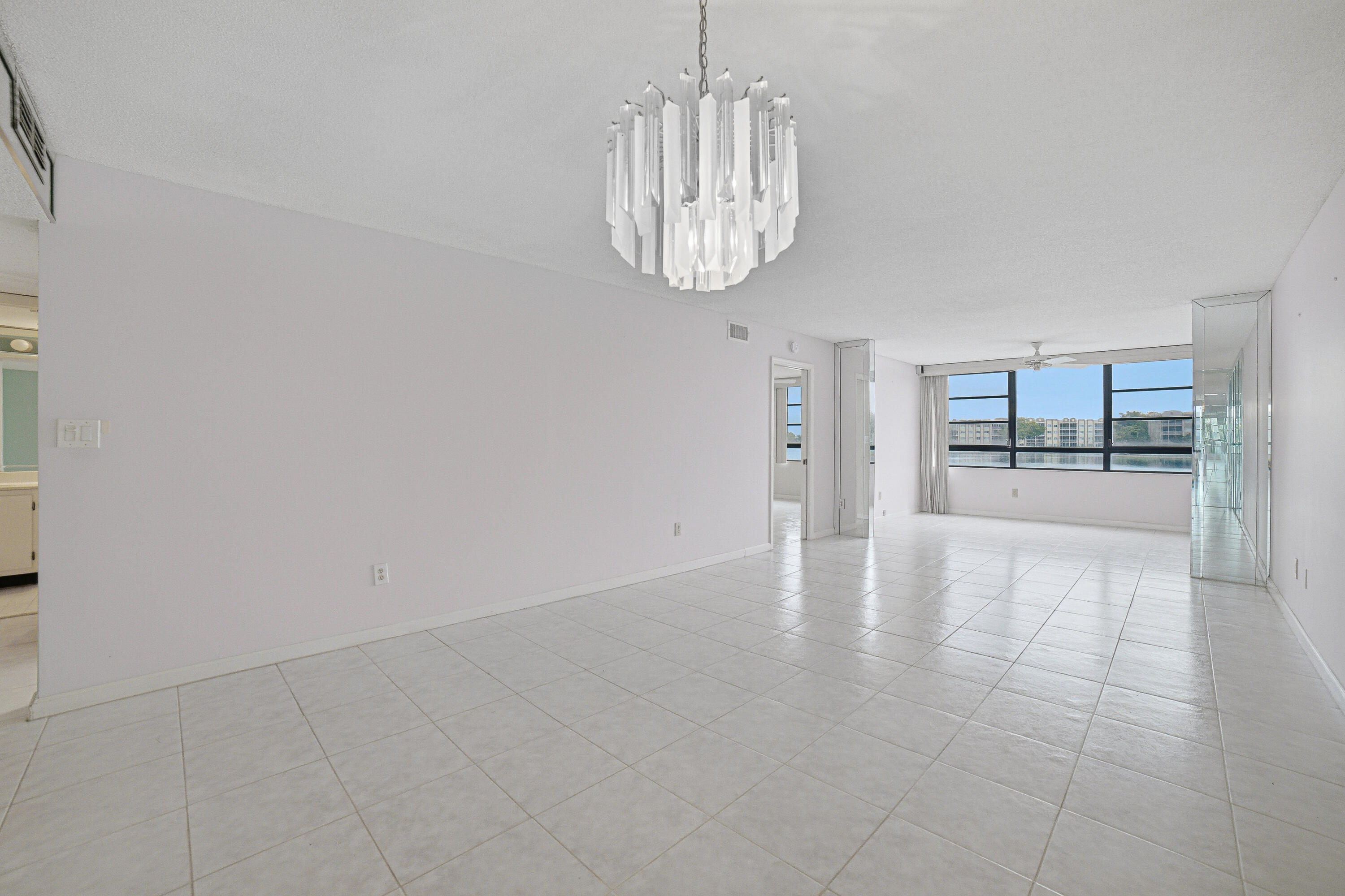 10442 E Clairmont Circle 204