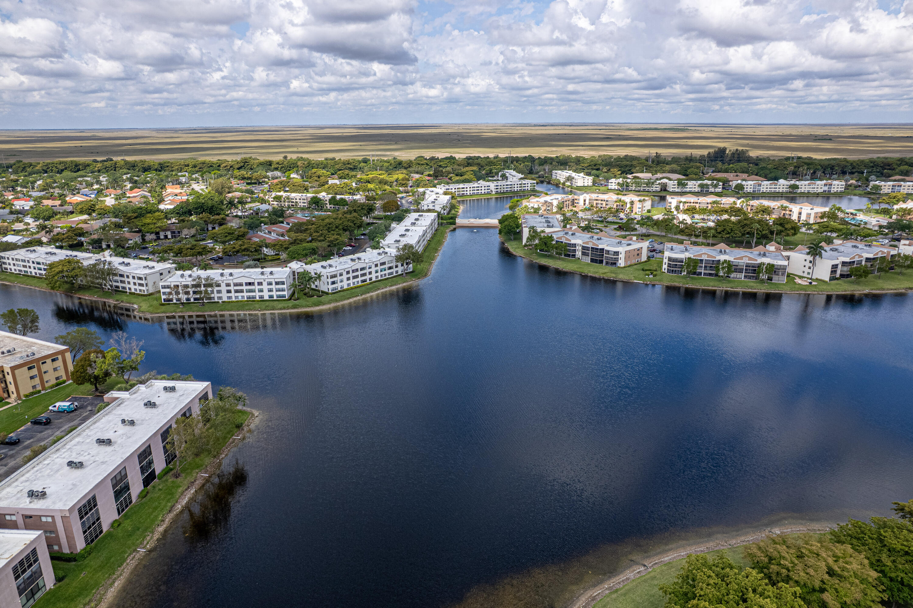 CLAIRMONT CONDOMINIUM @ KINGS POINT IN TAMARAC - Residential