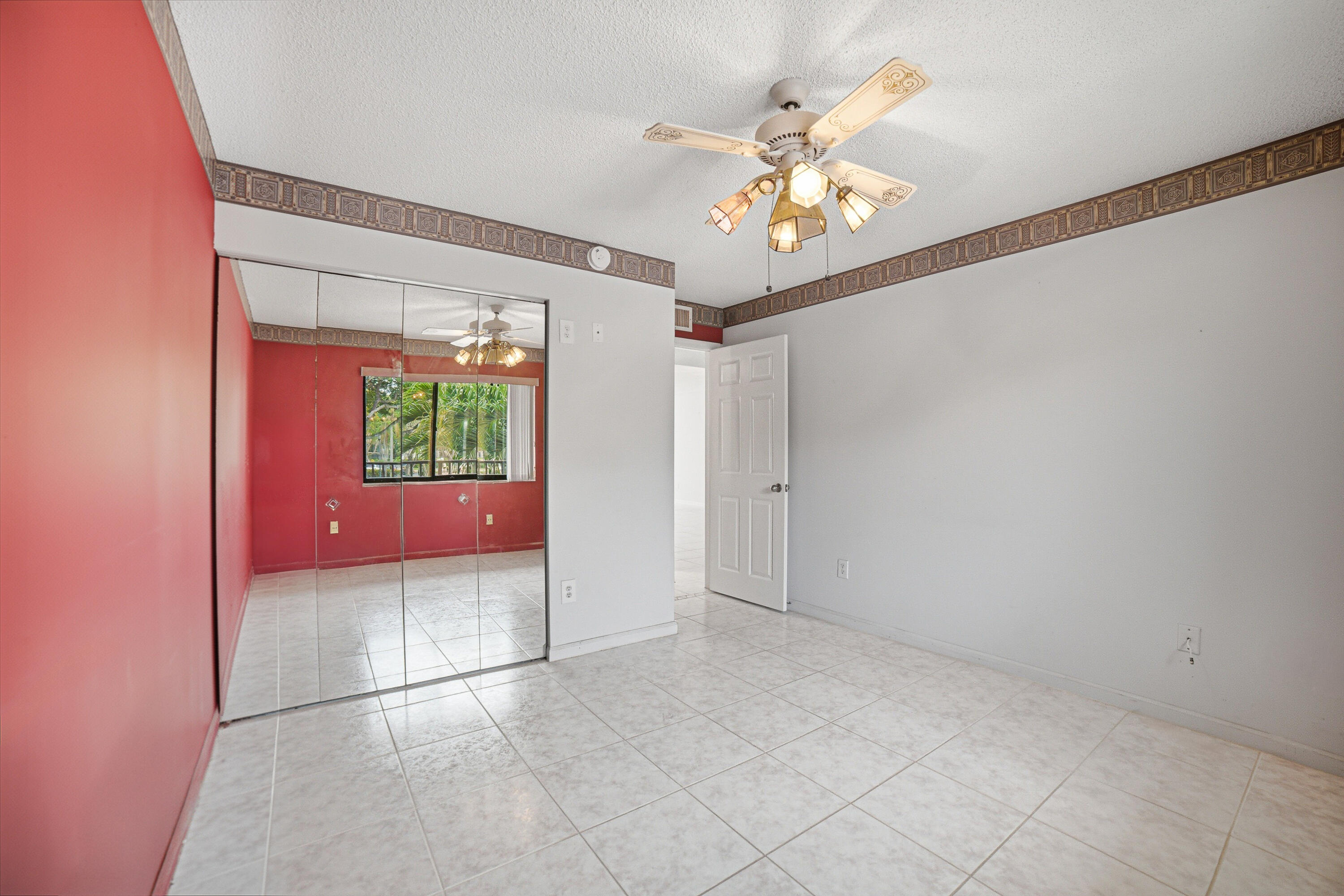 CLAIRMONT CONDOMINIUM @ KINGS POINT IN TAMARAC - Residential