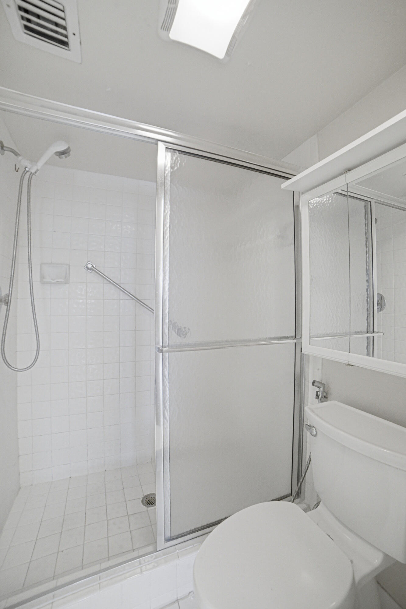 CLAIRMONT CONDOMINIUM @ KINGS POINT IN TAMARAC - Residential