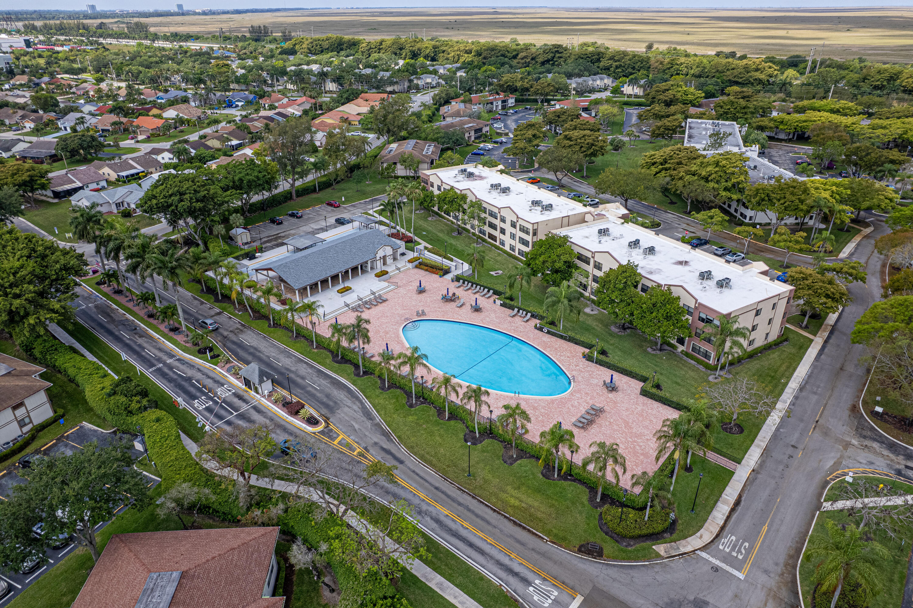 CLAIRMONT CONDOMINIUM @ KINGS POINT IN TAMARAC - Residential