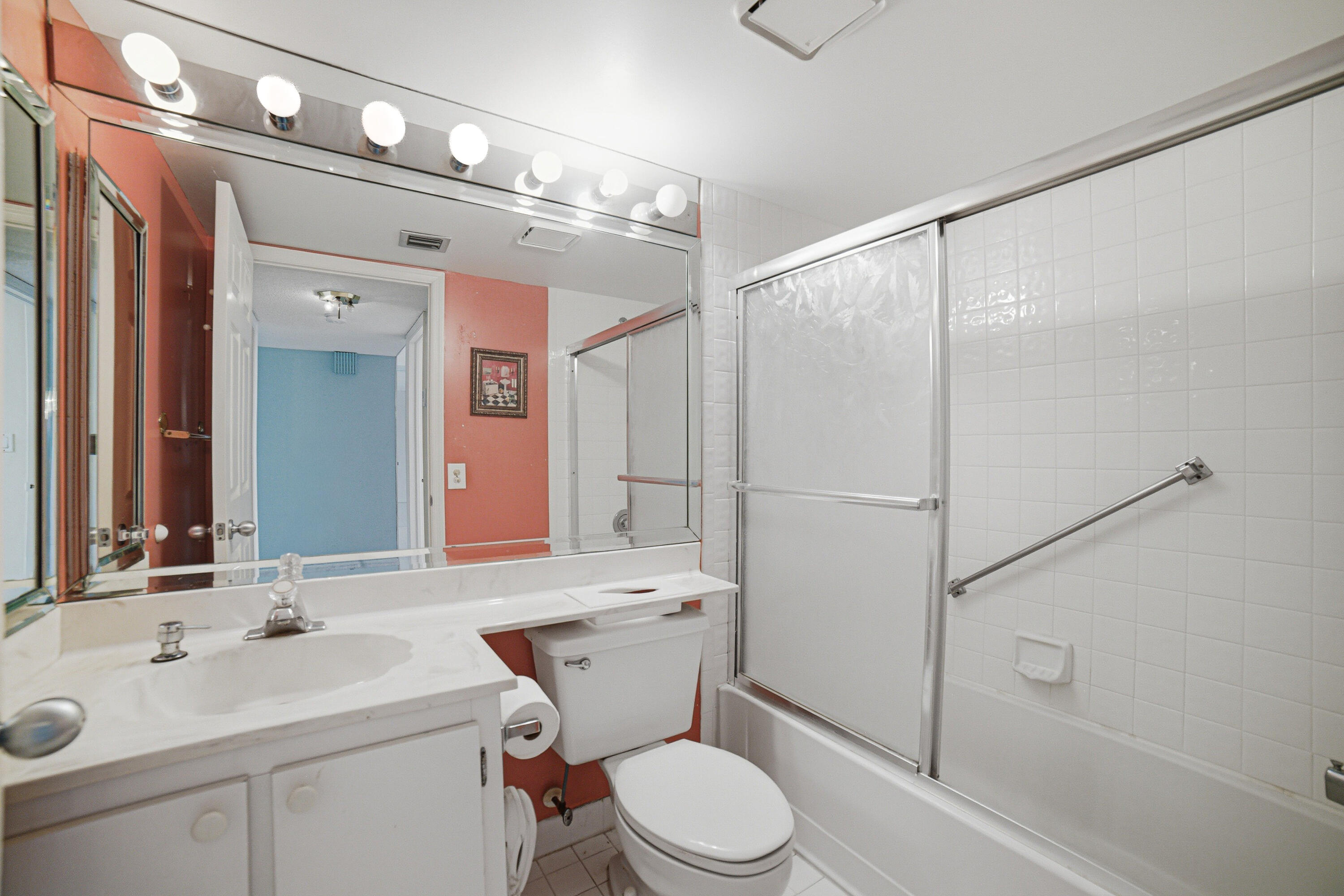 CLAIRMONT CONDOMINIUM @ KINGS POINT IN TAMARAC - Residential