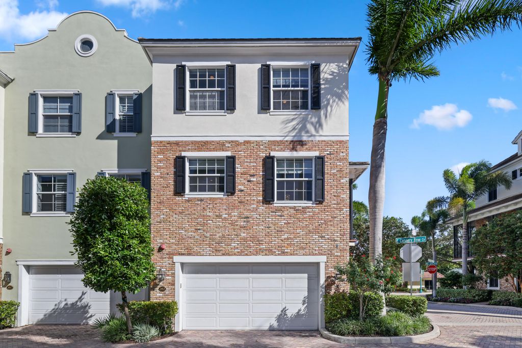 Photo of 353 E Cannery Row Circle, Delray Beach, FL 33444 (MLS # R11036759)