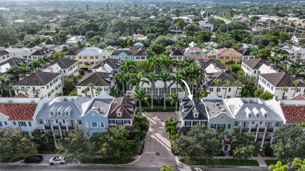Photo of 353 E Cannery Row Circle, Delray Beach, FL 33444 (MLS # R11036759)