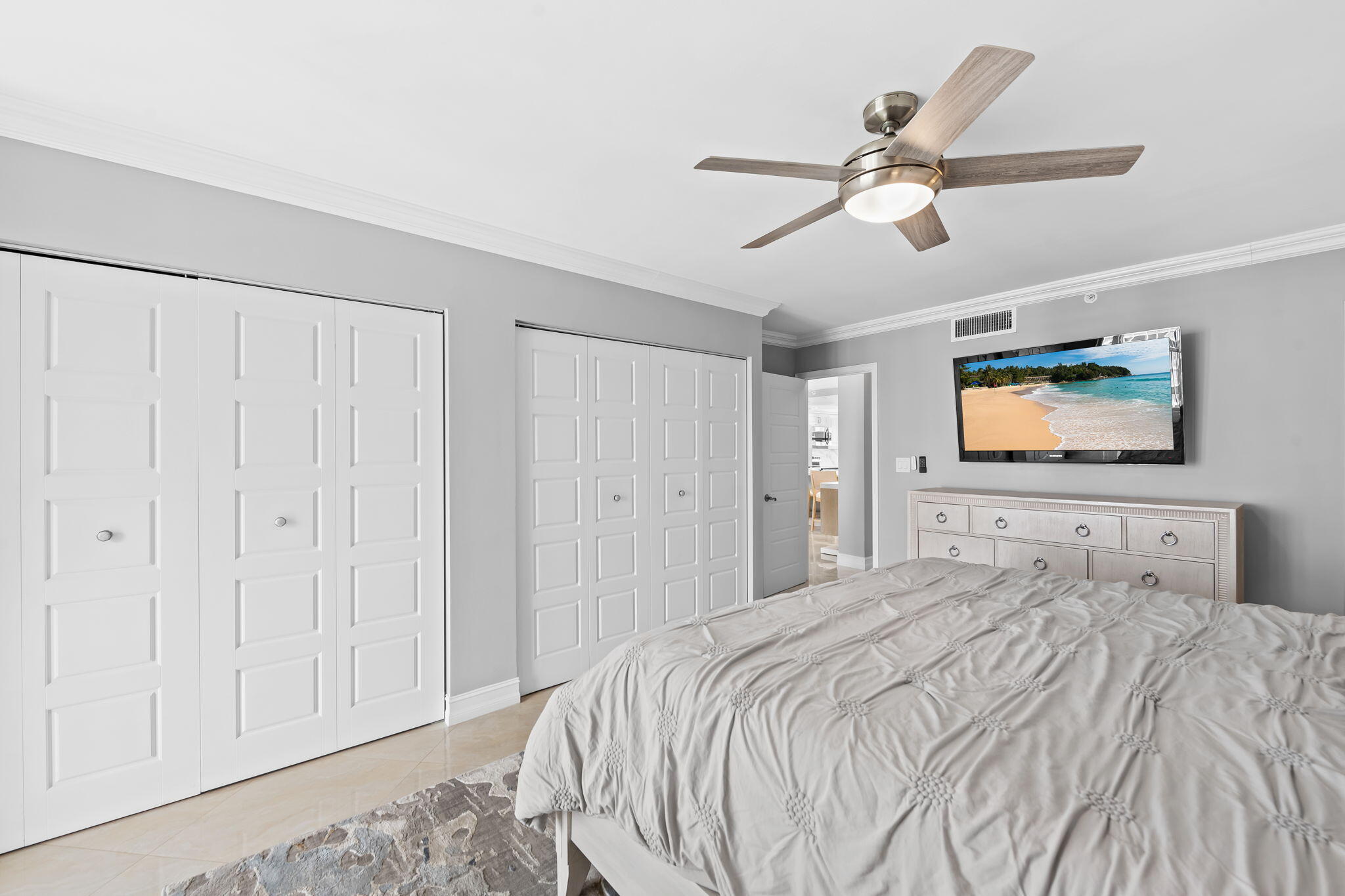 SEAGATE OF HIGHLAND CONDO - Residential