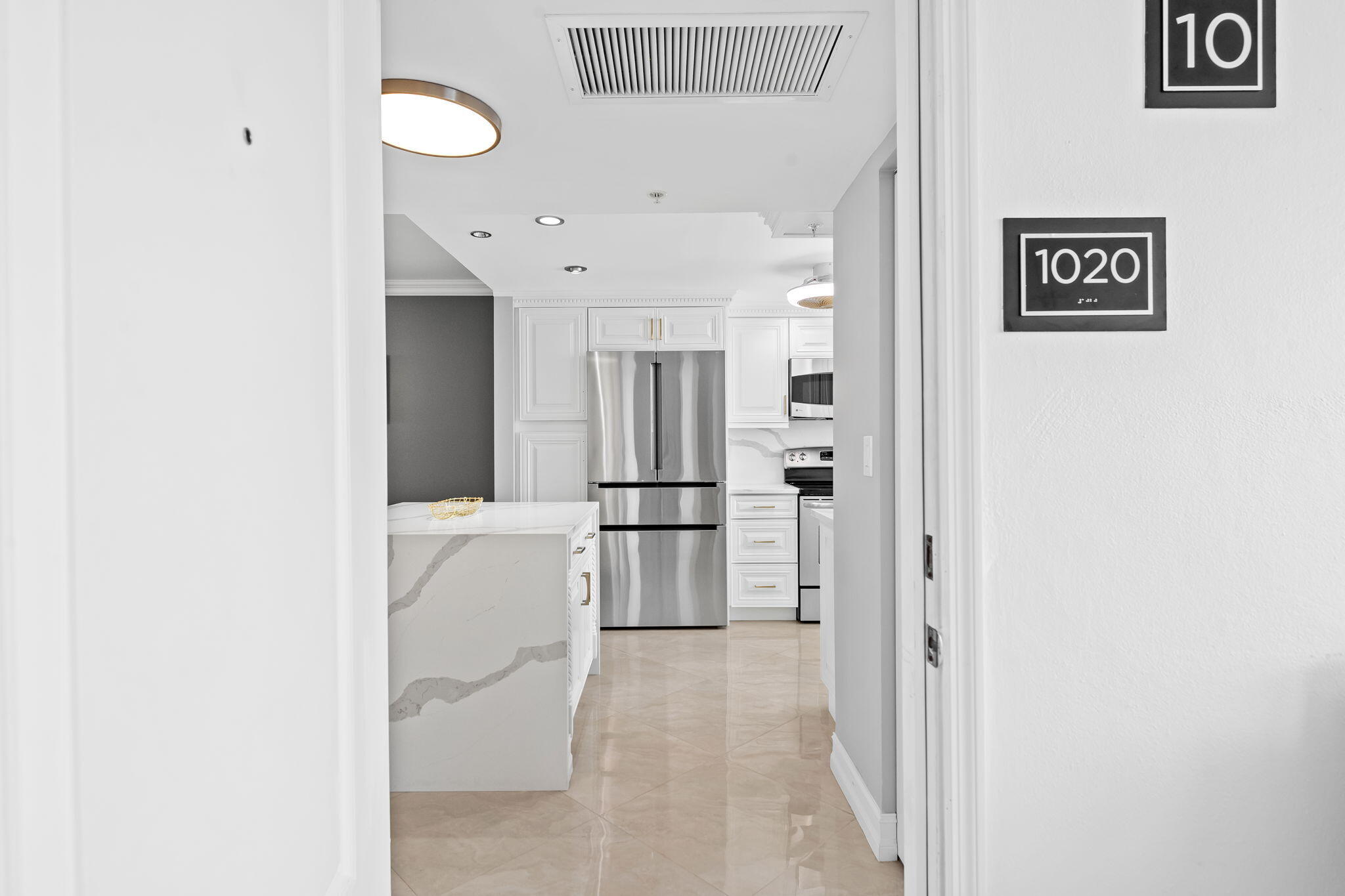 SEAGATE OF HIGHLAND CONDO - Residential