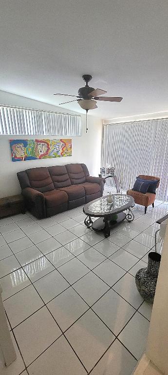 LAKEWOOD ON THE GREEN SEC 2 - Residential